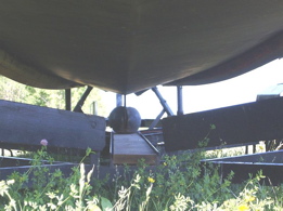 Stern view of weighted keel